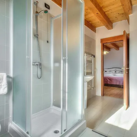 Casa Romantica La Parenzana Buje Esterno foto